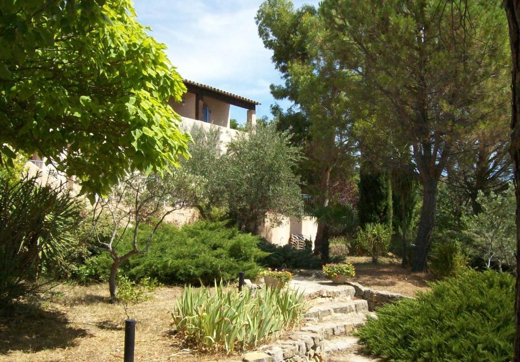 Le Mas Des Collines Tourtour Exterior photo